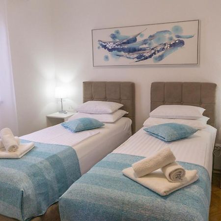 Apartment Jadran มาลินสกา ภายนอก รูปภาพ